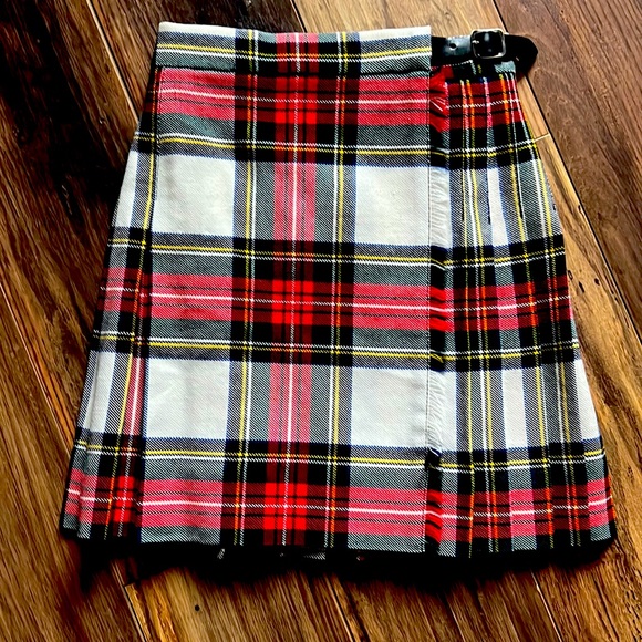 Wool Plaid skirt- so cute! - Picture 1 of 8